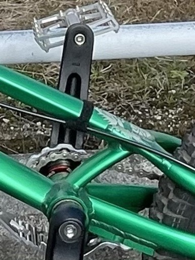 トラ車　BIONIC  20インチ