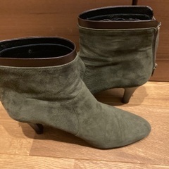 定価1万円以上　マドラス　モデロ　ショートブーツ　23.5の画像