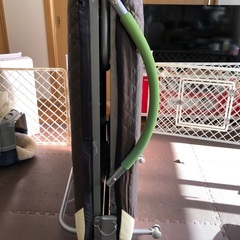 折りたたみシングルベット　取りに来ていただける方お譲りいたします。