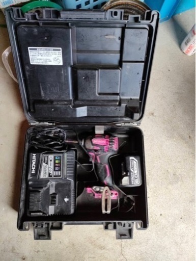 日立　インパクトドライバー セット