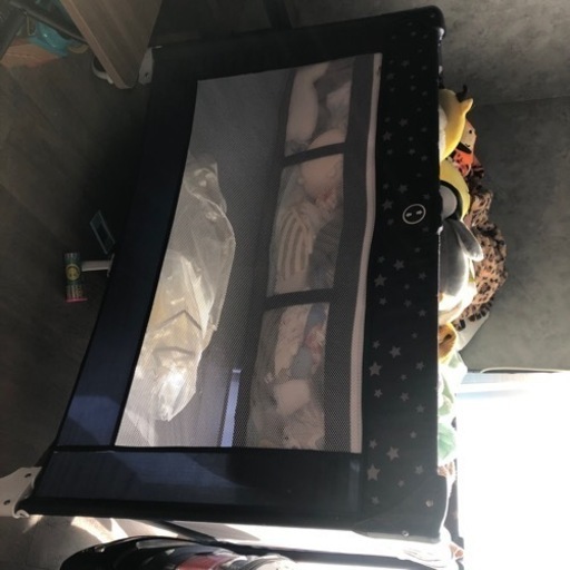 トイザラス　ベビーベッド