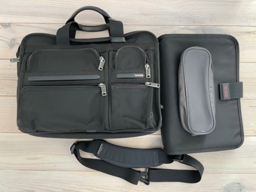TUMI ビジネスバッグ（中古）