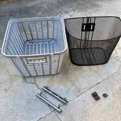 自転車　前かご＆後ろカゴ＆取り付け金具&新品ひったくり防止カバーの画像