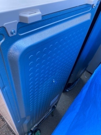 お薦め品‼️TWIN BIRDガラストップ冷蔵庫146L 2018年
