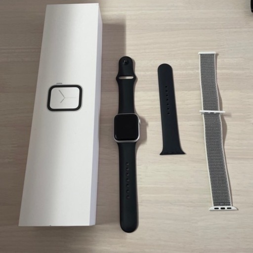 最終値下げAppleWatchSeries4 (GPSモデル) 40mmシルバー