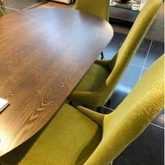 ダイニングテーブル&ハイバックチェア6脚の画像