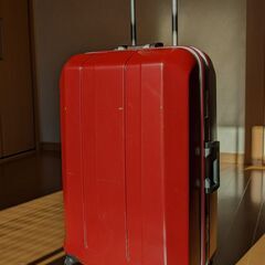 スーツケース