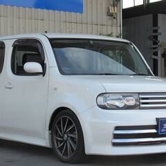 USDM的Cube、トランクいっぱいサブウーファー