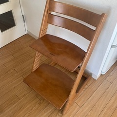 ハイチェア