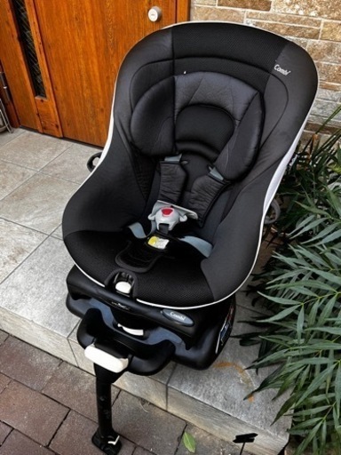 清掃済！コンビ 回転式 チャイルドシート ゼウスターンEG ZZ