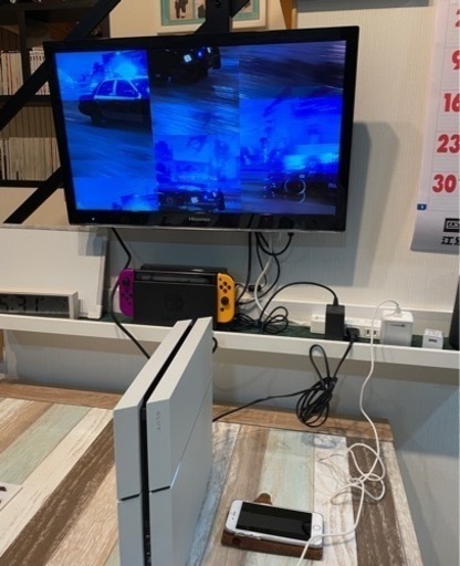 PS4 本体等一式＋ワンピース海賊無双4＋レースゲーム他　ソフト計5本付属