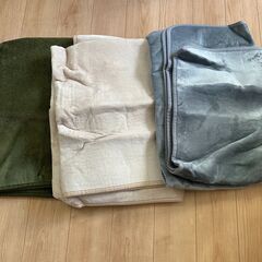 ホットカーペット　絨毯　省エネ暖シルバーシートの画像