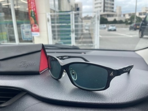 ゼクーステルス　サングラス