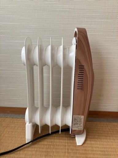 【決まりました】アイリスオーヤマ ヒーター オイルヒーター 小型
