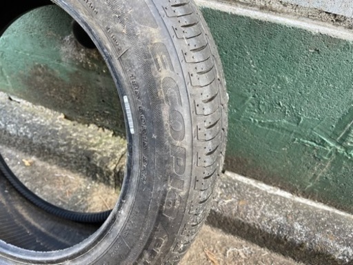 夏用タイヤ185/60R15  84H
