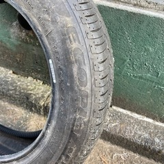 夏用タイヤ185/60R15  84Hの画像