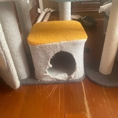 キャットタワーの画像
