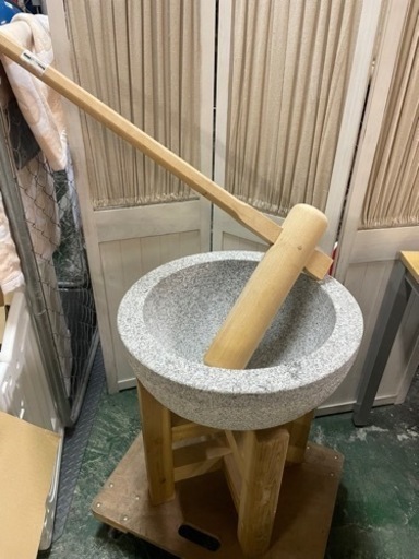 臼と杵　キレイです★石臼と杵2本
