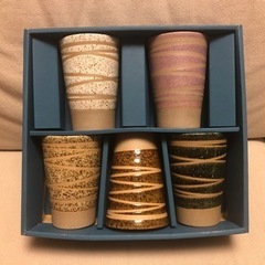 【購入者決定済】オシャレ　陶器　タンブラー５客セット【新品未使用】