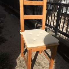 IKEAダイニングチェア