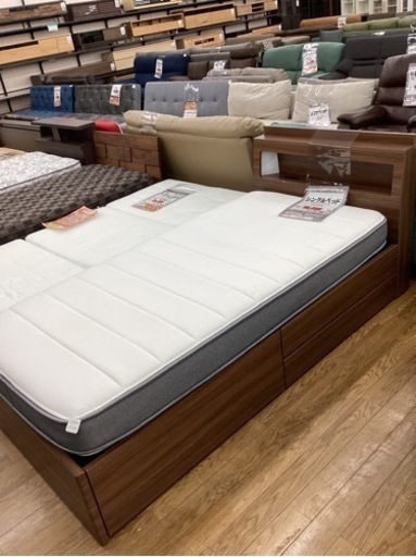 KL-104【新入荷　リサイクル品】シングルベッド　ブラウン