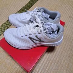 new balance　スニーカーの画像
