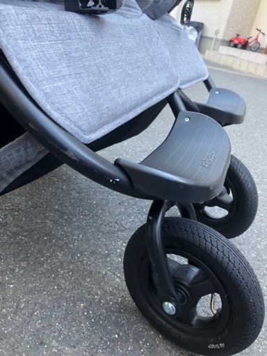 【値下げ58000円→55000円】エアバギーココダブル　双子ベビーカー　年子