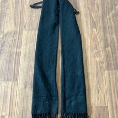 Scarf マフラースカーフ・黒くて長くて温かいの画像