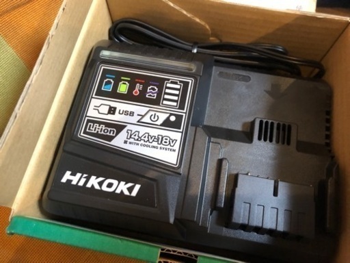 未使用品　ハイコーキ　充電器UC-18YDL