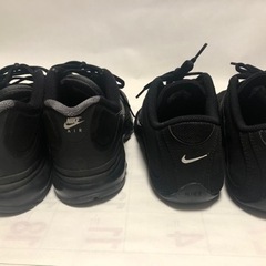 NIKE レディース　スニーカー US8　黒　2足の画像