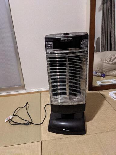 ダイキン　遠赤外線暖房器