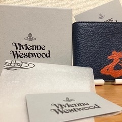 限定値下げ　新品　ヴィヴィアンウエストウッド　二つ折り財布
