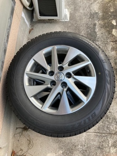 スタッドレス　215\65\16