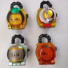 仮面ライダー鎧武ロックシード4個