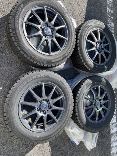 スタッドレスタイヤ