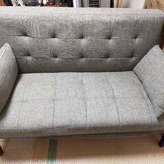 二人掛けソファ グレー系 木製フレーム