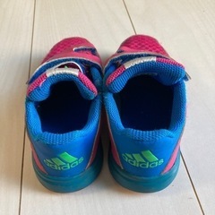 アディダス　スニーカー　16cmの画像