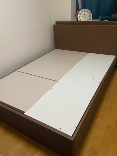 ニトリ　ダブルベッドフレーム　カイト