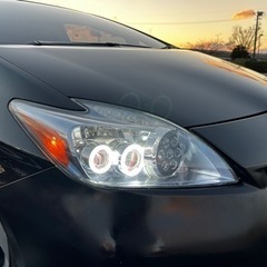 30プリウスヘッドライト　値段交渉お願いします。