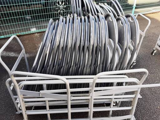 価格相談可 1脚100円 パイプ椅子