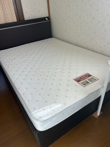 【引っ越しセール】セミダブルマットレス&ベッドフレーム