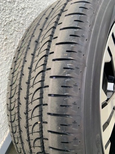 【値下げ】【新車外し】デリカD5 タイヤ　ホイール