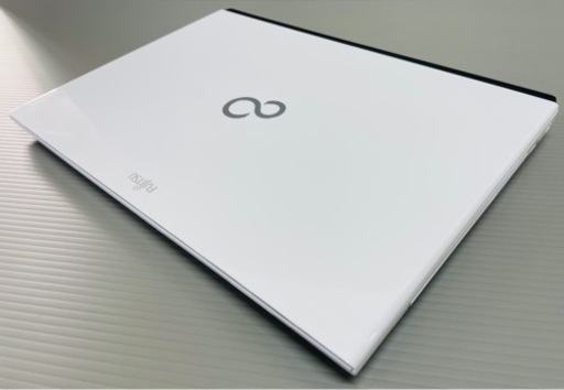 【受け渡し先決定済み】配送可！　年賀状　MicrosoftOffice、新品SSD、Windows11搭載　FUJITSU製ノートパソ