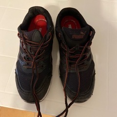 セーフティーシューズ