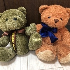 くまのぬいぐるみ２体