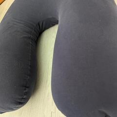 【値下げ】Yogibo Support/ヨギボーU字型クッションの画像