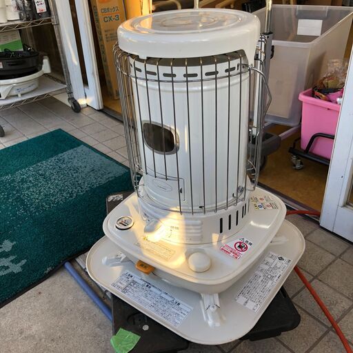 石油ストーブ CORONA 2016年製 コロナ床暖房用密閉式石油ストーブ UH