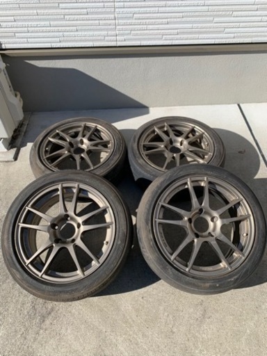 ホイール ダンロップ デイレッツァ16インチ5穴