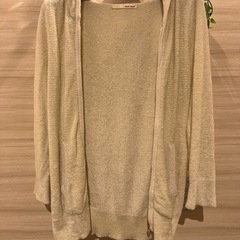 レースフード　パーカーの画像