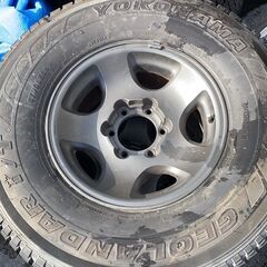 スタッドレスタイヤ 4本 LT285/75R16 116/113...